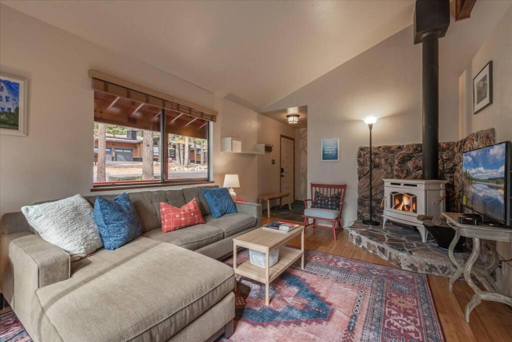 Cozy Pet-Friendly Cabin W Fenced-In Yard Close To Slopes Beach Town Carnelian Bay Exterior foto